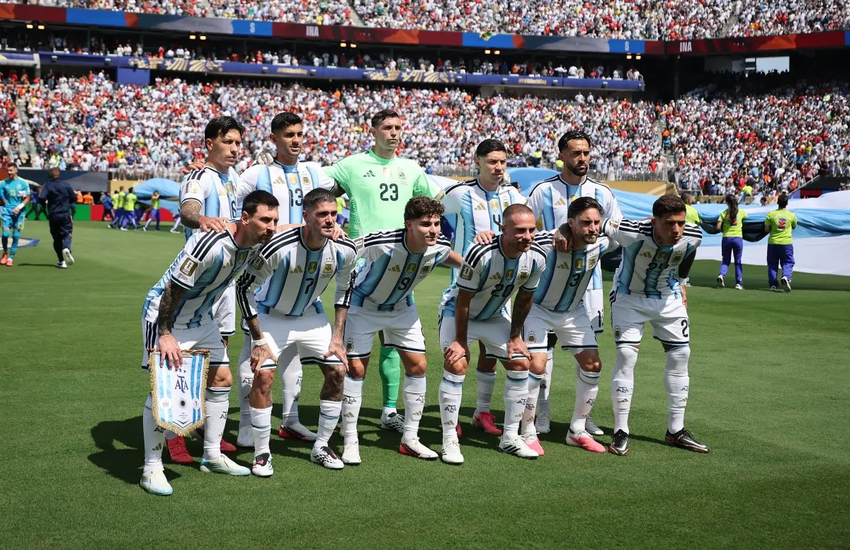 No seamos los amigos del campeón