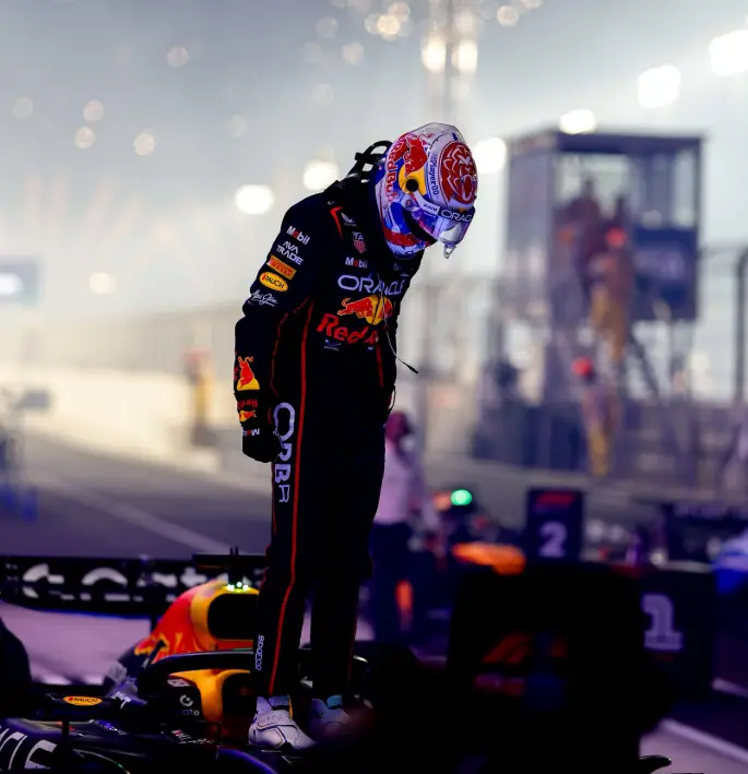 "Max vs 100": de qué se trata la inédita carrera de karting en la que Verstappen enfrentará a 100 pilotos