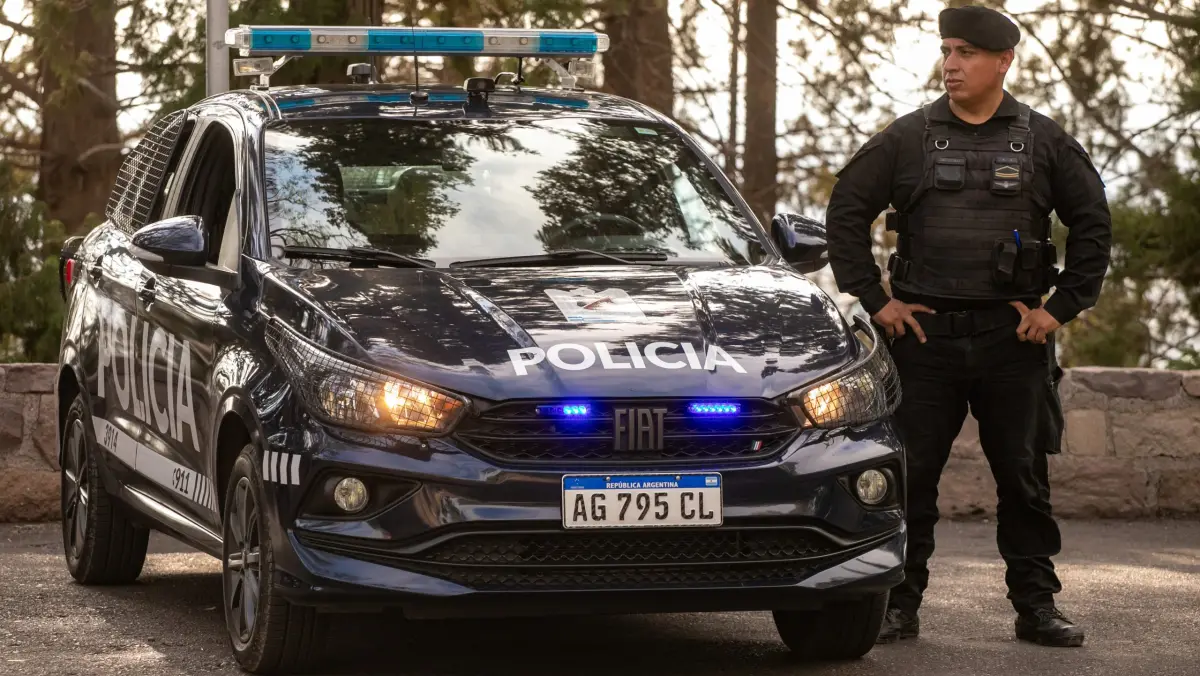 El 911, las cámaras y el patrullaje policial permitieron detener a los autores de un robo y recuperar los elementos en Godoy Cruz