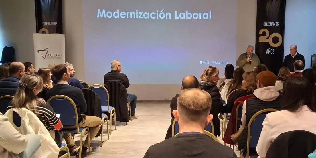 Acovi y SVE reunieron al sector vitivinícola en una jornada informativa