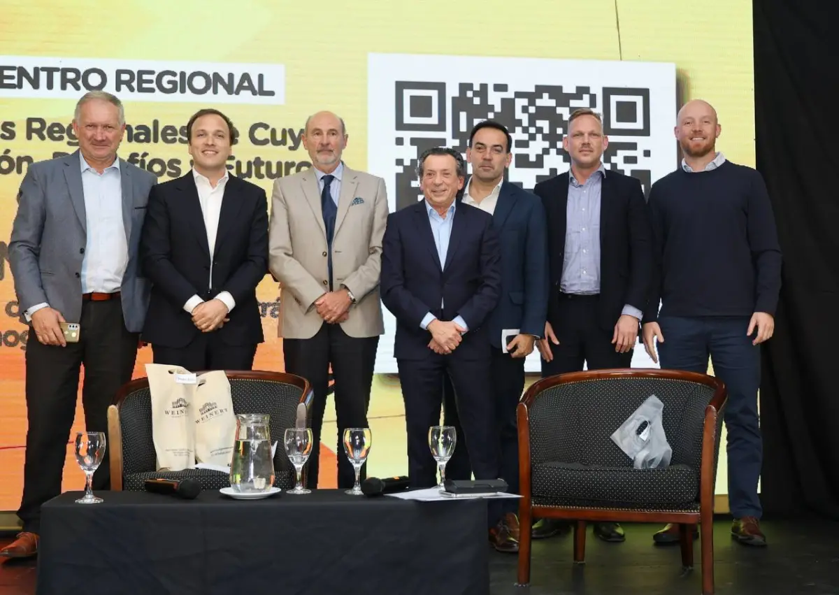 Encuentro de la Fundación Pensar Referentes debatieron sobre economías regionales