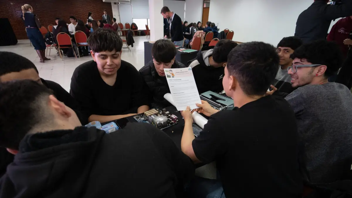 Hackathón de Minería Urbana: estudiantes mendocinos desarrollaron propuestas innovadoras sobre reciclaje y economía circular