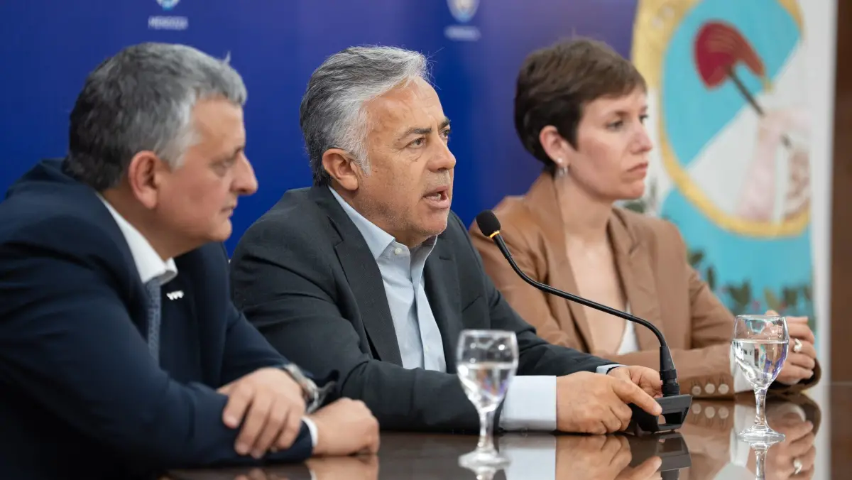 Junto a Cornejo, Marín anunció que YPF aplicaría a un RIGI el próximo año para explotar Vaca Muerta Mendoza