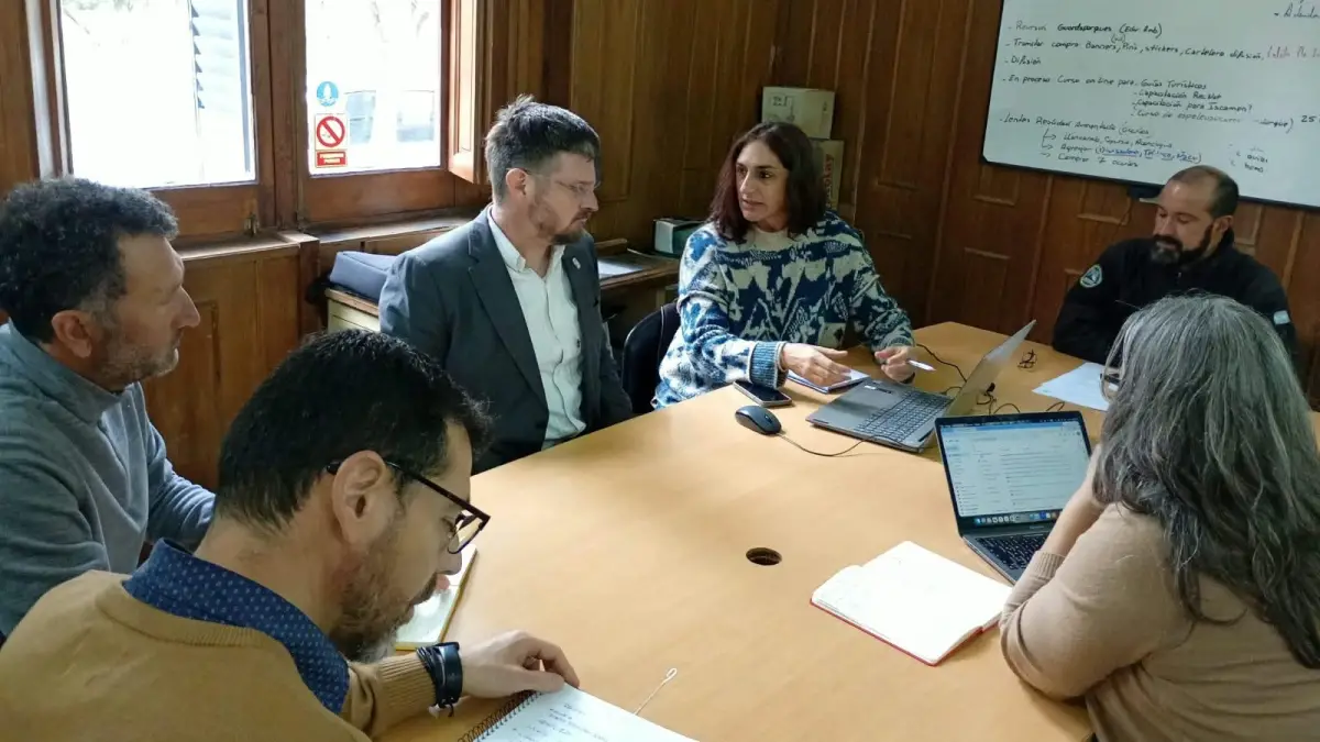 Laguna del Diamante: la Provincia y especialistas fortalecen el trabajo conjunto para poner en valor el patrimonio cultural
