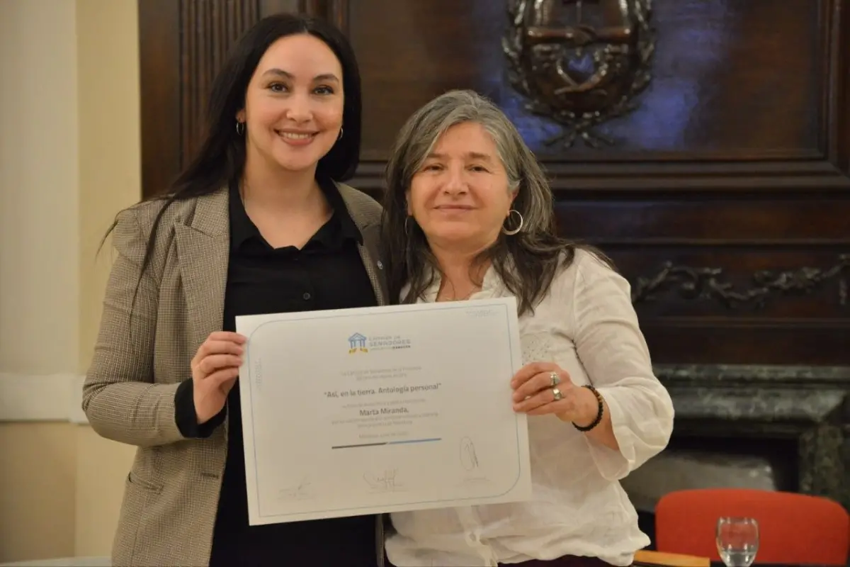 La Legislatura de Mendoza distinguió a la escritora y poeta Marta Miranda por su obra "Así, en la tierra"