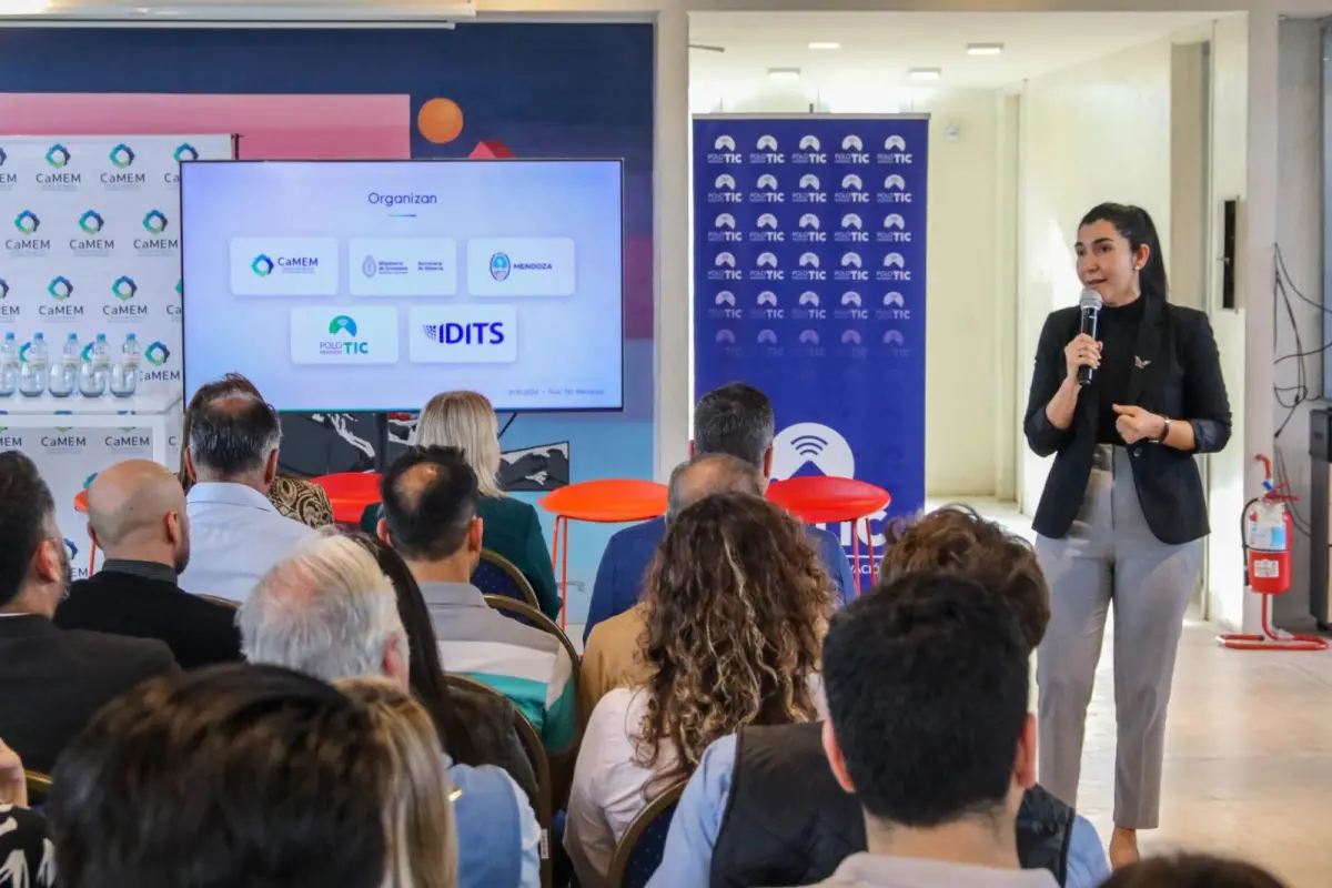 Con más de 120 asistentes, se realizó el encuentro «Industria minera, desarrollo empresarial y marcos de inversión»