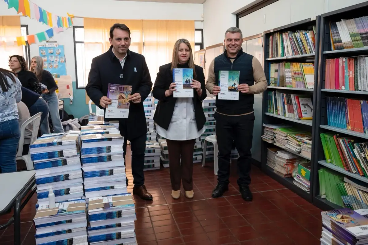 Mendoza completó la cobertura de carros tecnológicos en las escuelas de Godoy Cruz