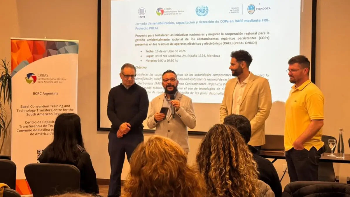 Mendoza fortalece la gestión de residuos electrónicos con una jornada de capacitación sobre contaminantes peligrosos