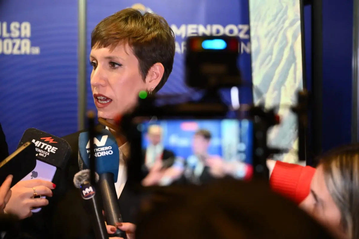 Mendoza muestra su potencial minero y financiero con stand propio en Argentina Rocks