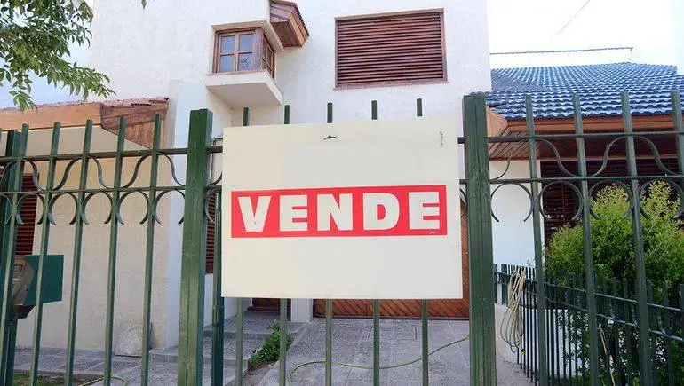 Mercado Inmobiliario: Más del 80% de las propiedad ofrecidas están a la venta