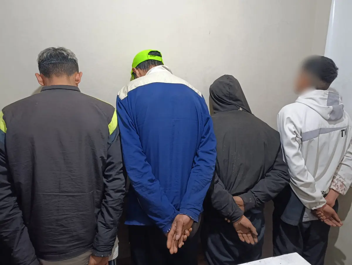La Policía secuestró armas, cocaína y motos robadas durante un operativo preventivo en Maipú