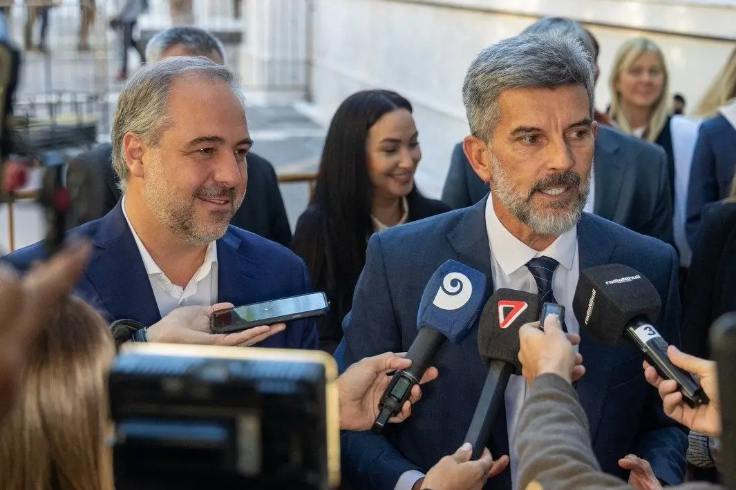 Stevanato: buena imagen fuera de Maipú pero el 67% rechaza una alianza con Ulpiano Suárez
