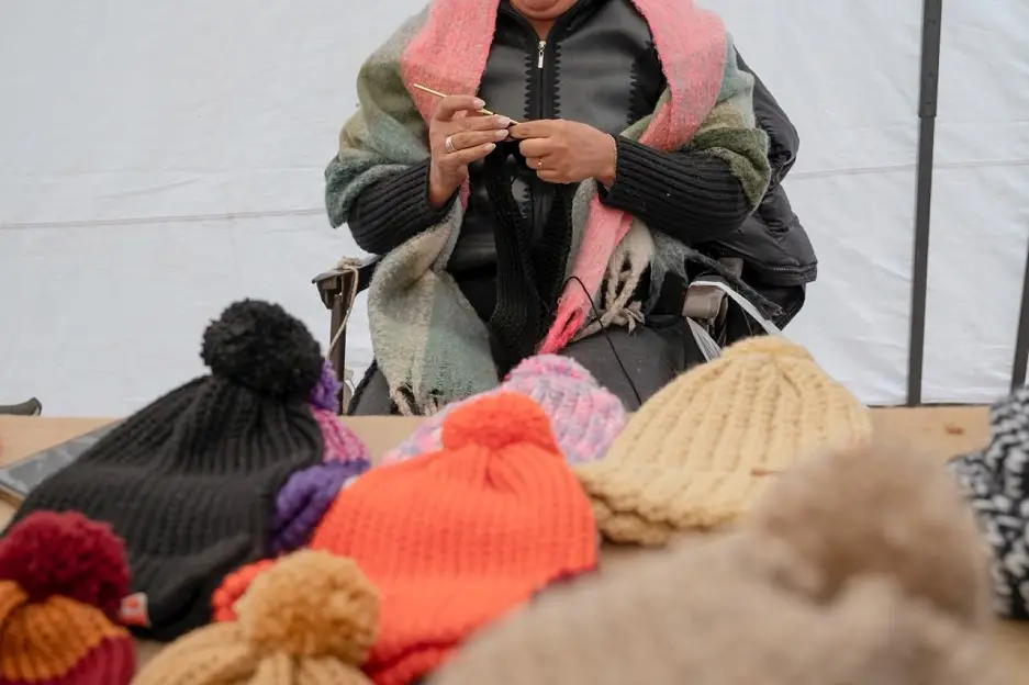 El Tejetón solidario llega junto al Mercado de emprendedores a la Plaza Mayor