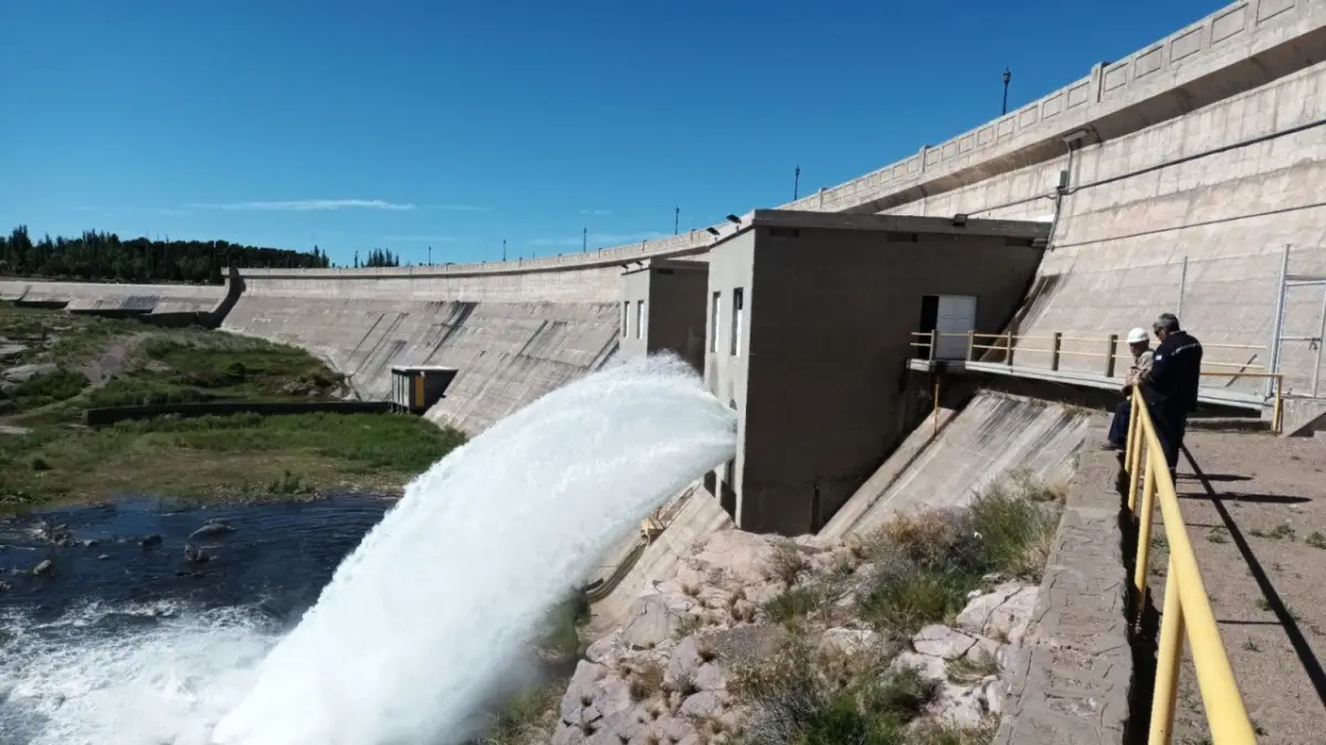 Tensión por Los Nihuiles: El PJ exige respuestas por la licitación y denuncia "ocultamiento" del Gobierno