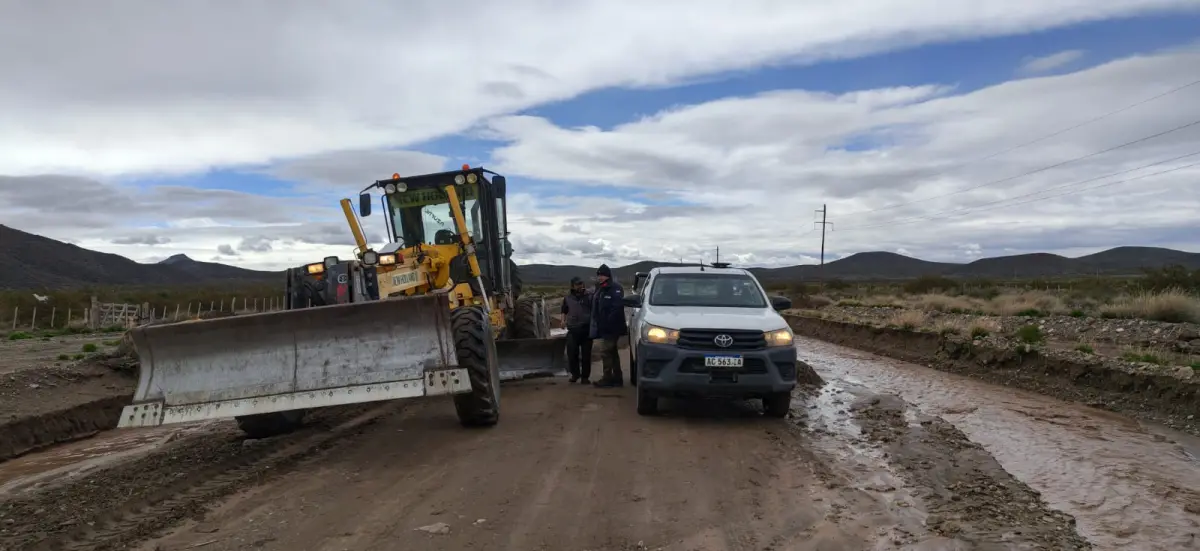 Vialidad Mendoza avanza en la recuperación de las rutas del secano de Malargüe