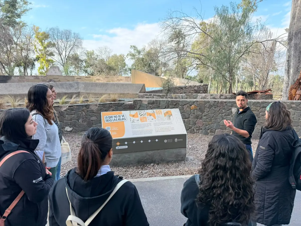 Voluntarios de la Red Mendoza Sostenible recorrieron el Ecoparque para conocer las acciones de conservación de la biodiversidad