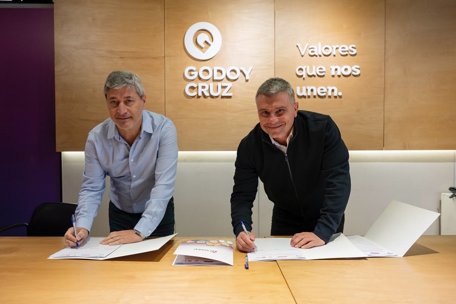 Costarelli firmó un convenio con OSEP para fortalecer la salud laboral municipal - Godoy Cruz