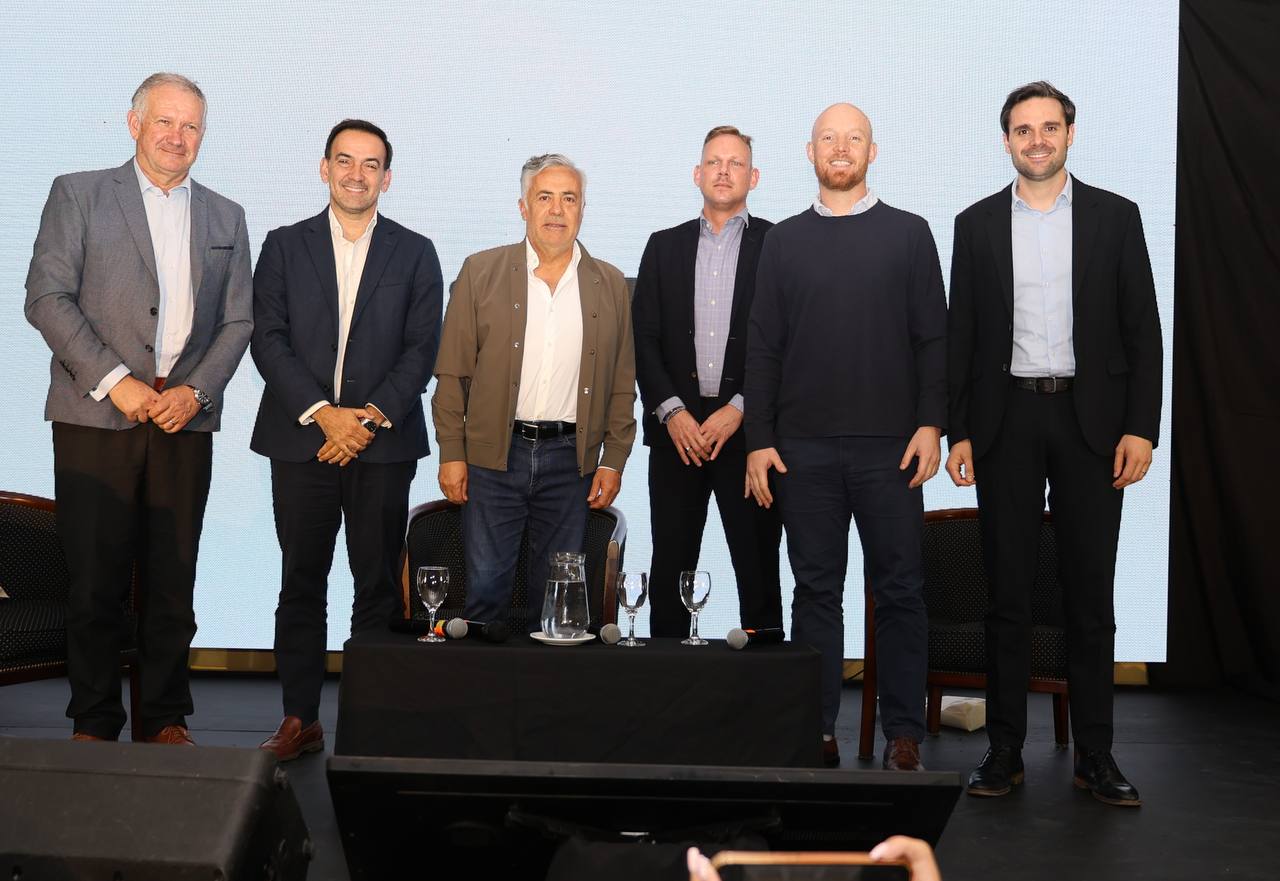 Encuentro de la Fundación Pensar Referentes debatieron sobre economías regionale