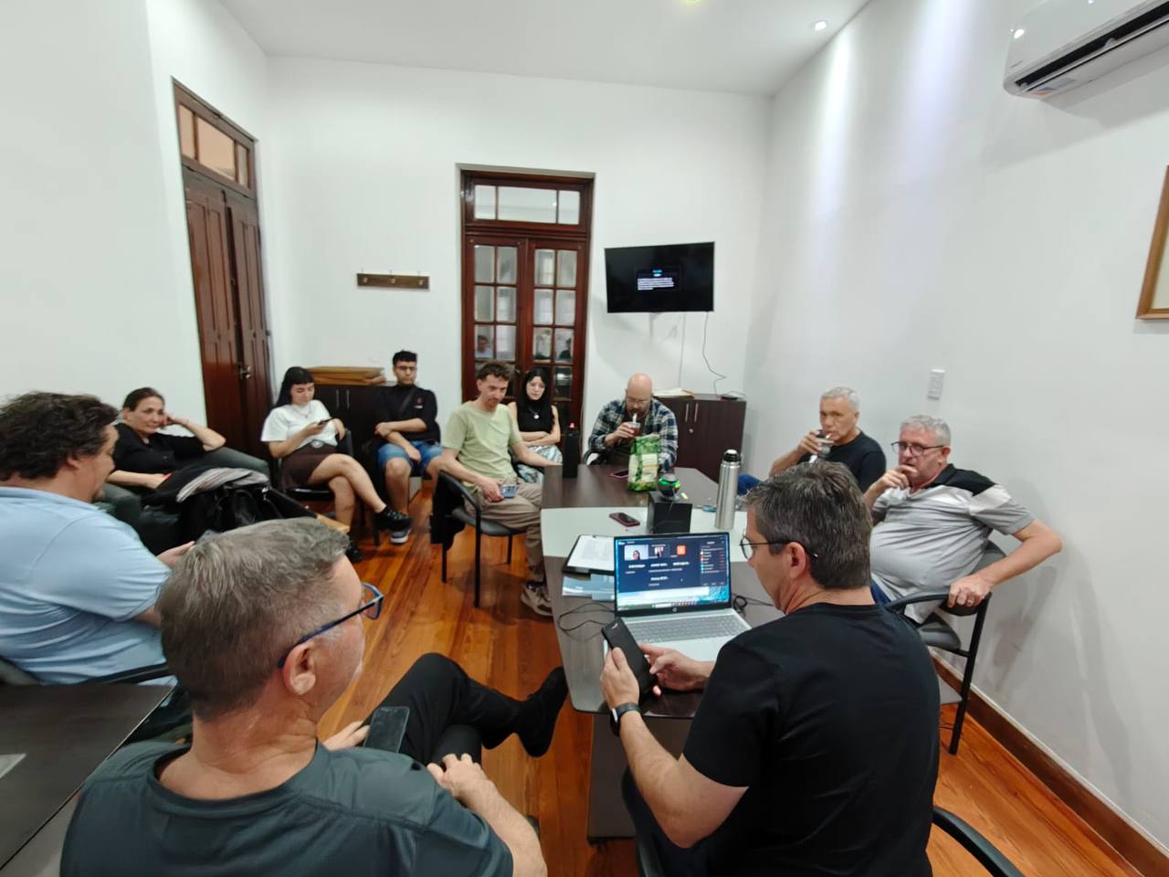 La UCR Mendoza convocó a su Congreso Ordinario Provincial para el 12 de diciembr
